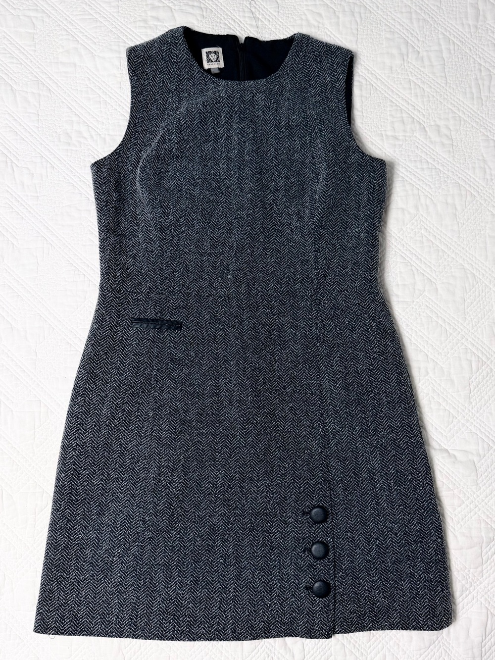 Anne Klein Black and Gray Tweed Shift Dress Size 8 Button